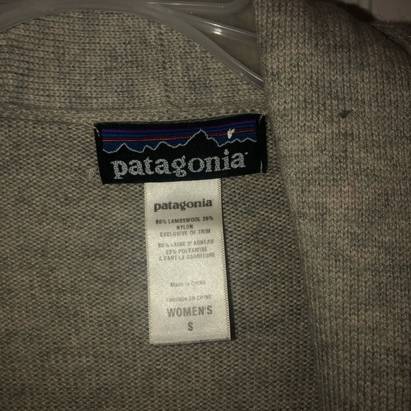 Patagonia Cardigan - Picture 2 of 3